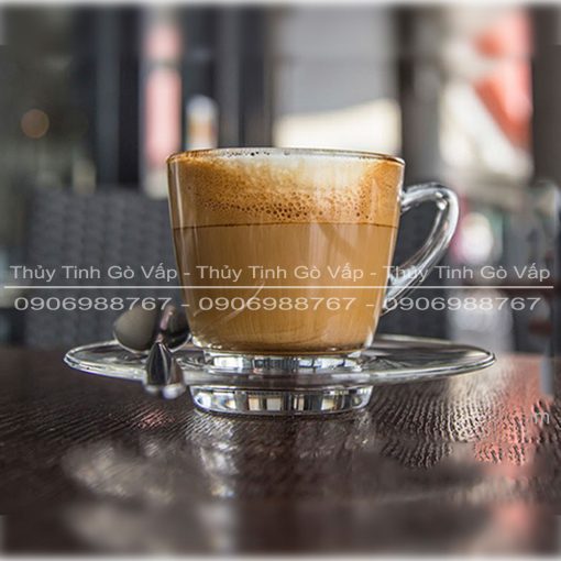Bộ tách Ocean Caffe Kenya Cup 245ml OCEG-P01641 (Kèm đĩa) có quai phù hợp với các loại đồ uống như capuccino, espresso, latte hay các thức uống nóng khác