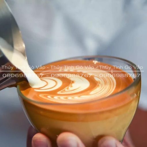 Bộ tách Ocean Caffe Latte 260ml OCEG-P02443-P02471 (Kèm đĩa) có quai phù hợp với các loại đồ uống như capuccino, espresso, latte hay các thức uống nóng khác