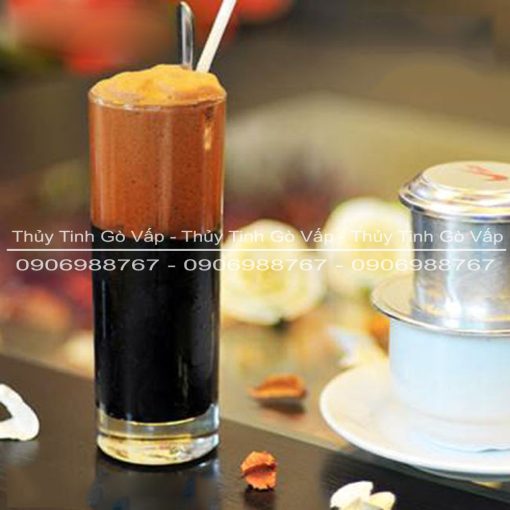 Ly thủy tinh Cafe ống 275ml Union 408 có thiết kế trụ tròn, cao, hình ống, phù hợp với các loại đồ uống truyền thống của Viêt Nam như: Cà phê đen đá, sữa