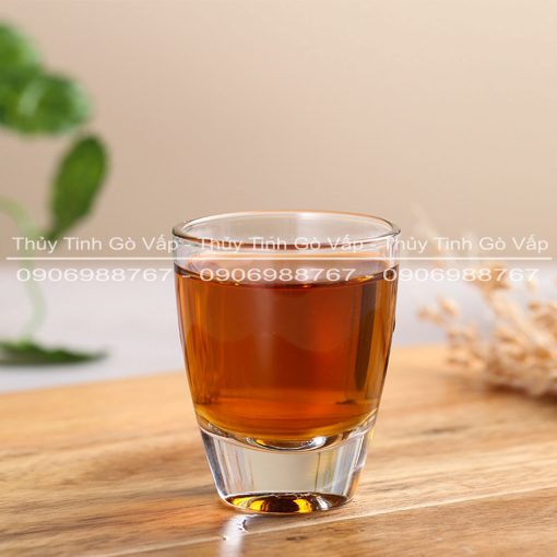 Ly thủy tinh bầu uống rượu shot 35ml rất phổ biến và ưa chuộng trong các buổi tiệc rượu, kiểu ly bầu truyền thống phù hợp cho 1 lần uống.